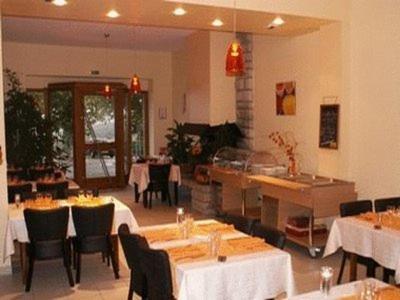 Logis L'Auberge Du Quercy Blanc Molieres  Bagian luar foto