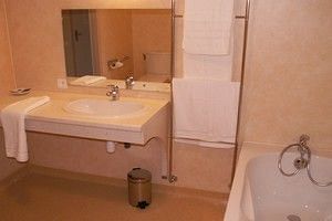 Logis L'Auberge Du Quercy Blanc Molieres  Bagian luar foto
