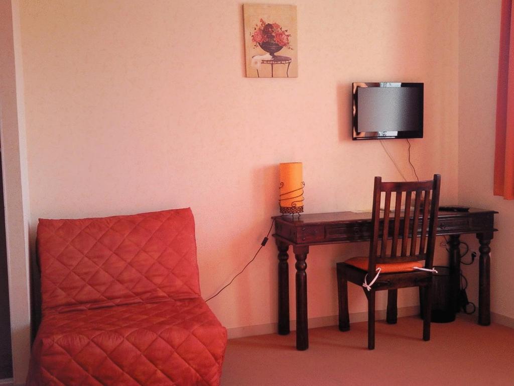 Logis L'Auberge Du Quercy Blanc Molieres  Bagian luar foto